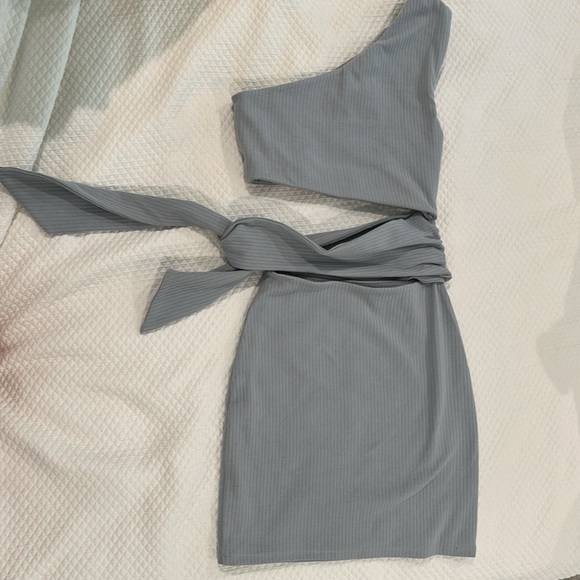 NWOT Lovers and friends Alexander dress Cool Blue Size XS - Picture 6 of 8